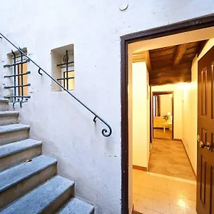 campo-d-fiori-apt-2.it-romehotels.com/