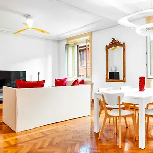 exclusive-3-bedrooms-apartment-in-brera.italymilanhotels.net/